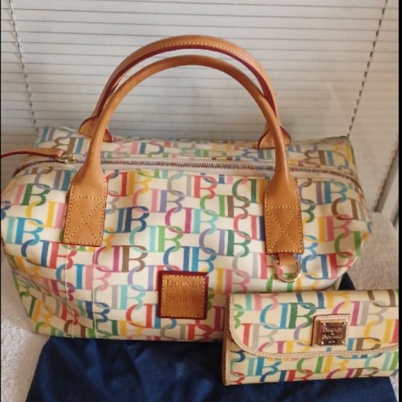 DOONEY & BOURKE SCRIBBLE HANDBAG & WALLE